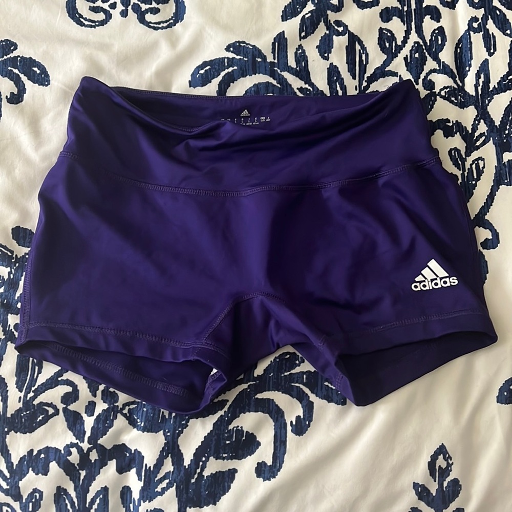 Adidas biker shorts. Size L